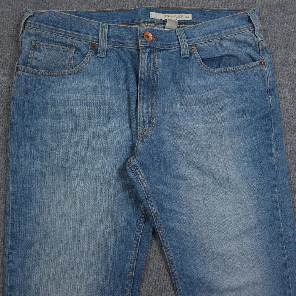 DKNY Jeans Mens 38X32 Blue Denim Straight Leg Mid Rise Cotton Casual Classic